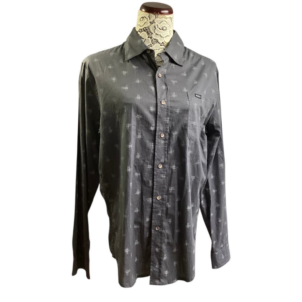 RCVA gray, long-sleeved button-down, buttoned cuffs, and a patch pocket M